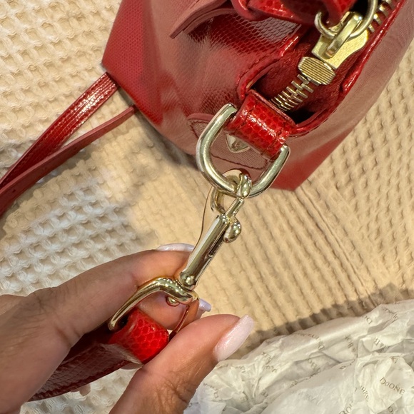 DOONEY AND BOURKE Red handbag - Picture 5 of 7